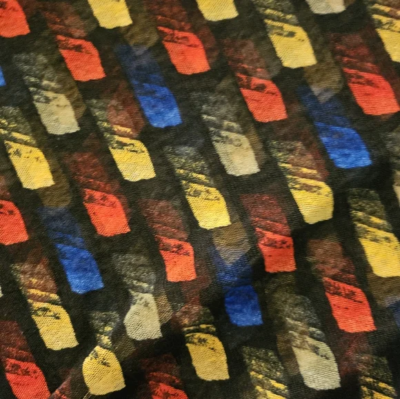 Max & Rina Red/Blue/yellow /Black 3/4 Sleeve Top Size L - Picture 5 of 8